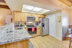 Pinetop Golf & Ski Condo w/ Spacious Patio - Image 4