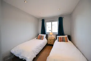 Troon Executive Apartment - Image 3
