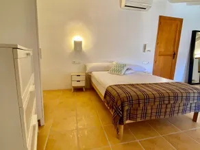 Villas2meet Jimmy Lloret - Image 4