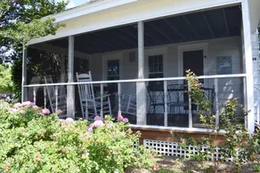 Captain Quarters - Charming Cottage Close to Town - Image 2