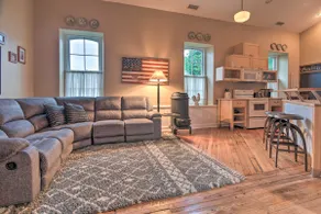 Private Hot Tub at Cozy Wrightsville Cottage! - Image 4