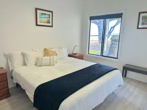 Seaspray Beach House - Pet Friendly - 50m to Beach - Image 3