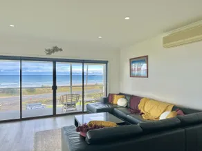 Seaspray Beach House - Pet Friendly - 50m to Beach - Image 4
