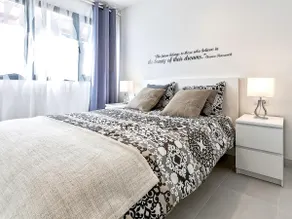 HS LUXURY HOLIDAYS , THREE BEDROOM H3 - Image 2