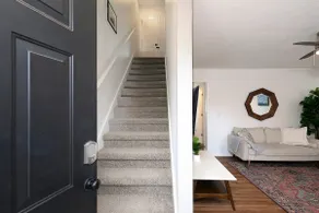 Charming Townhome with Two King Beds & Sep Bath - Image 5