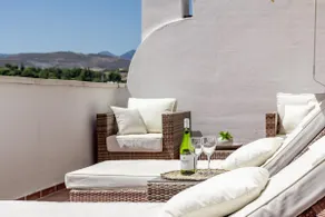 Dn11-2 Bedroom Apartment Close To Puerto Banus - Image 5