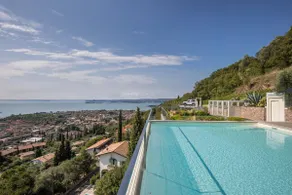 Exclusiva Villa Agave con vistas al lago y montaña, piscina, jacuzzi y sauna - Image 2