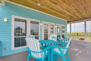 Walk to Galveston Beach: Family Gem w/ Balconies! - Image 3
