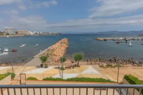 Flateli l'Escala Vista Mar - Image 2