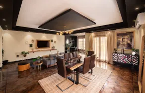 The Bold Parisian House - Steps From The Best Mall in Cairo - Image 2
