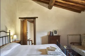 relax in the heart of chianti 2 people - Image 3