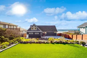 Oceanfront Home, Hot Tub, Deck, Pacific Views - Image 5