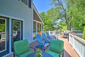 Creekside Brevard Home < 1 Mi to Downtown! - Image 2