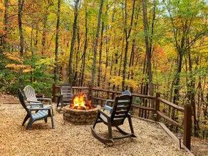 Couples Paradise! HotTub | Firepit | 100s of 5*s - Image 4