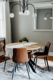Bright Downtown Escape | WiFi Included - Image 5