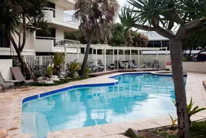Ground Floor Family Apartment Coolum - Image 5
