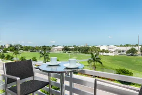 SoCe Flats 308 - West Facing Luxury Downtown Condo - Image 4