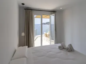 CasaNova House with terrace on Canadell Beach - Image 4