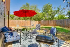 5 Mi to Dtwn: Family-Friendly Fort Worth Home - Image 3