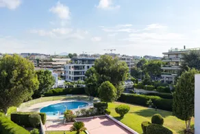 2 BR facing the Port - 2min from the beaches - A/C - Image 2
