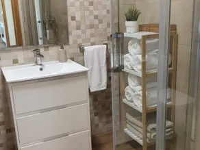 4th Floor Adeinés Tourist Rental Housing - Image 3