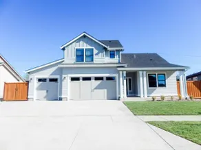 Eugene Vacation 4Bed- 2Master Suites 3Bath 1GBWiFi - Image 2
