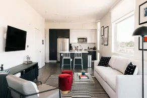 A Luxe Point of View | Pet-Friendly | Zuni Lofts - Image 2