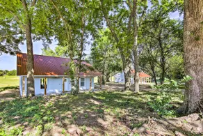 2 Mi to Marinas & Grove: Cozy Cabin w/ Grill - Image 3