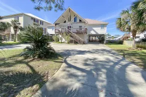 Pet-Friendly House on Cotton Bayou w/ Private Pool - Image 3