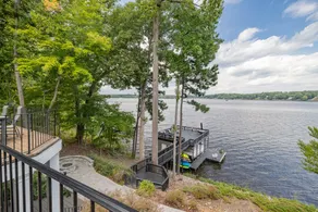 Firefly Bay - Amazing Views, Hot Tub, Main Lake, Pet Friendly - Image 4