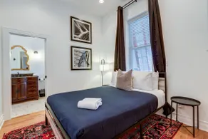 Breathtaking & Bright: Designer 2BD with Garage - Image 4