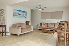 Beach House - Central Location - Image 2