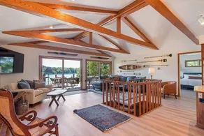 Hickory Hills lake home - Image 2