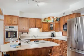 Hickory Hills lake home - Image 5