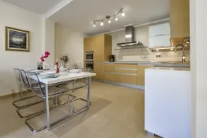 Marjaleta, Beautiful apartment in the center of Mor - Image 4
