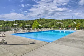Branson West Villa w/ Golf Course View & Pool! - Image 2
