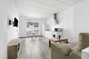 Venus 2 Apartment - Image 3