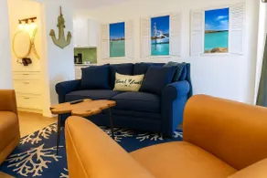 Complete Renovation-everything new! Amazing views - Image 5
