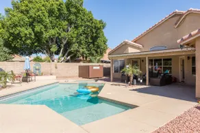 Large oasis, pool heater, spa, putting green - Image 3