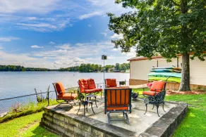 Luxe Lakefront Apartment w/ Shared Pool & Dock! - Image 2