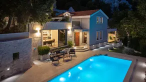 Villa Falcon House, 3-Schlafzimmer-Villa mit beheiztem 36 m2 Pool, Whirlpool, finnischer Sauna - Image 2