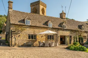 Broughwood Cottage Snowshill - Image 2