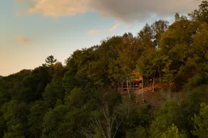 Riverfront cabin with mountain views and fireplace - Image 2