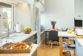 1 Castle Mews - Image 4