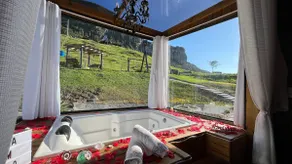 Master Refuge with Bathtub in Serra da Tartaruga - Image 3