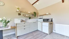 Host & Stay - The Pepper Pot - Image 3
