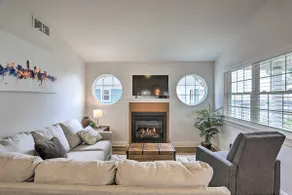 Port Clinton Home with Lake Views! - Image 3