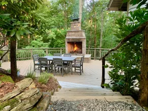 Amazing Chalet Hot Tub Sauna Fire Pit Pet Friendly - Image 2