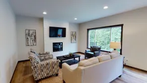 The Blue Ox on Gull, 5 Bed 5 Bath Resort Home, Sleeps 17 with Boat Slip on Gull Lake - Image 4
