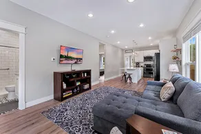 Cozy Chic Home In Downtown Loveland! - Image 5